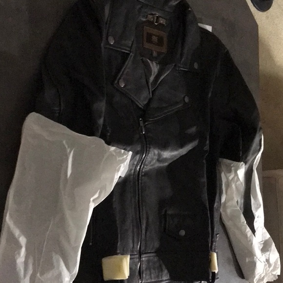 NWT FRYE LEATHER JACKET - Picture 5 of 11